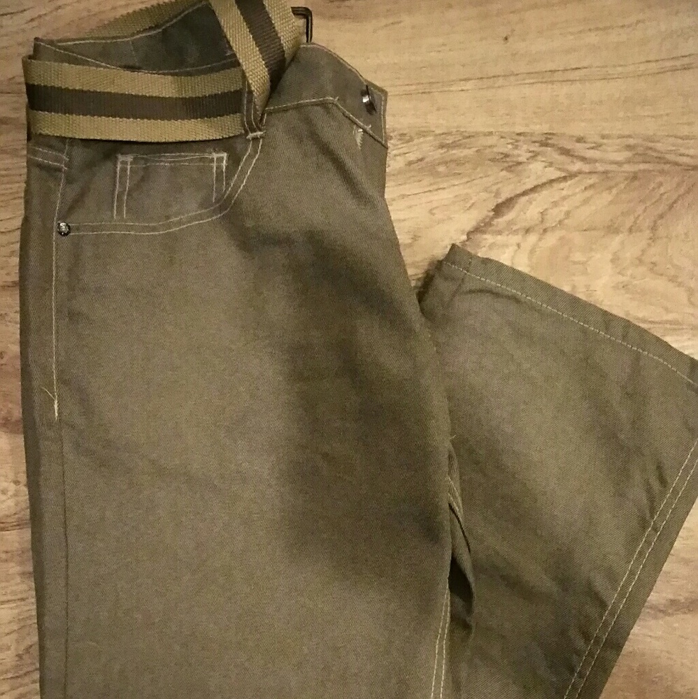 NWOT jeans